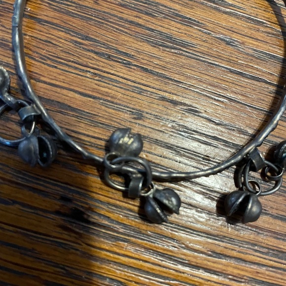 Chic Silver Beaded Bracelet vintage - Picture 2 of 2